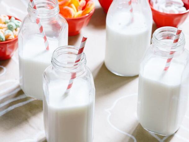 Four glasses of kefir throughout the day - a gentle way to lose weight on a kefir diet